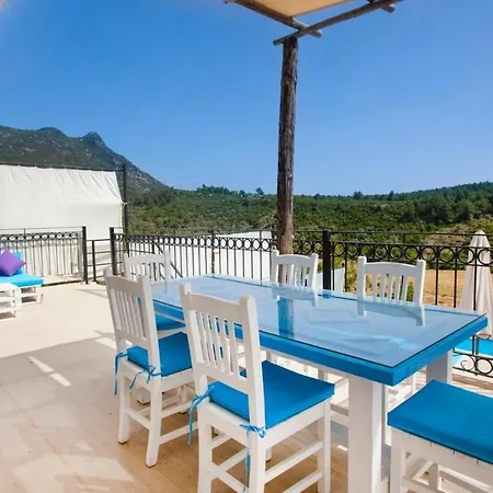 Margaz Sleeps 6 Pool Air Con Wifi *