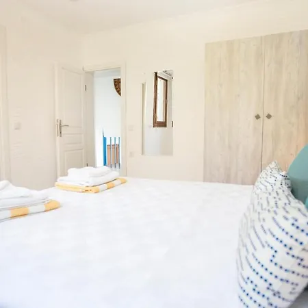 Margaz Sleeps 6 Pool Air Con Wifi Villa *